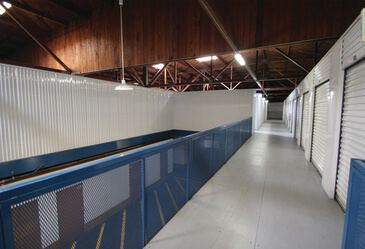 Elevated walkway with ResinDek MD panels