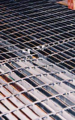 Damaged bar grating floor